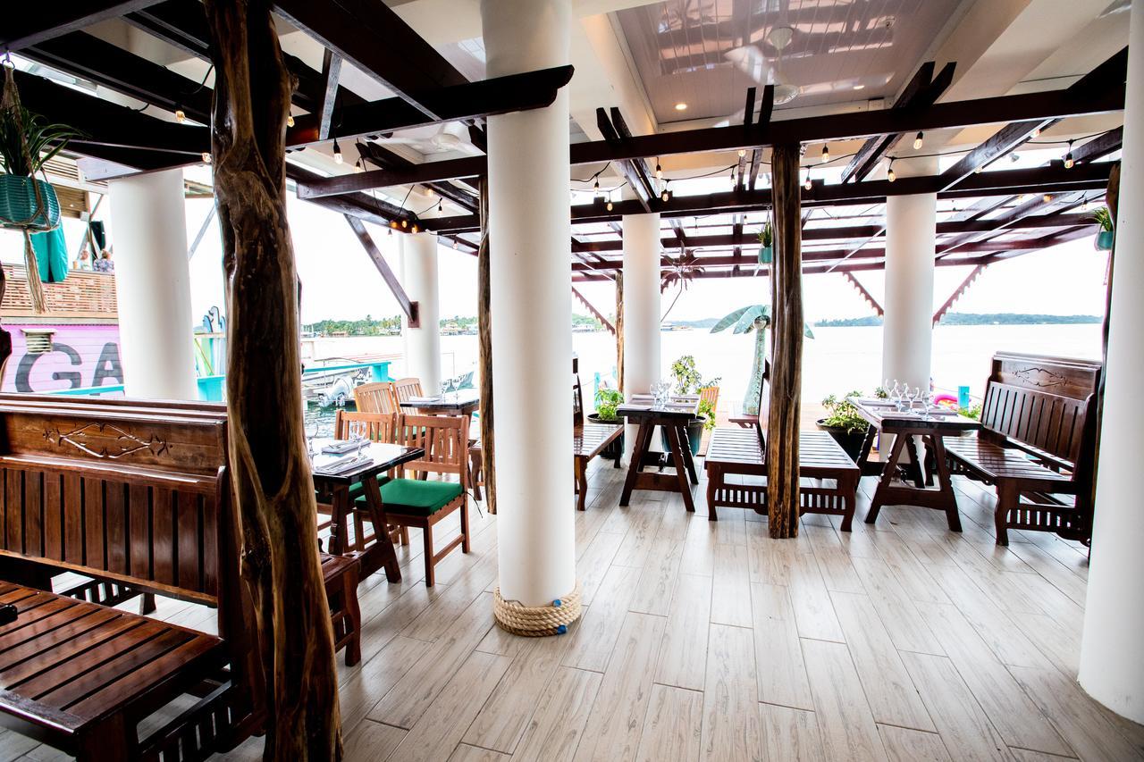 Azul Bocas Town Hotel Exterior photo
